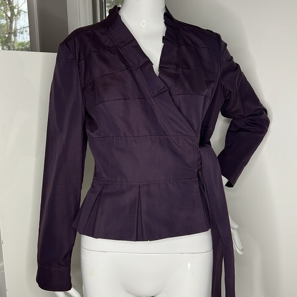 Giorgio Armani Collezioni Sz 8 Purple Eggplant Wrap Tie Cotton Blend Jacket - Picture 3 of 10